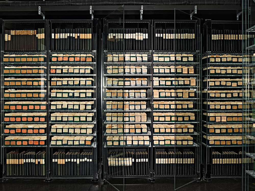 Henry Leutwyler: International Red Cross & Red Crescent Museum